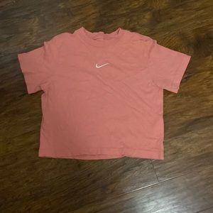 nike crop top tee